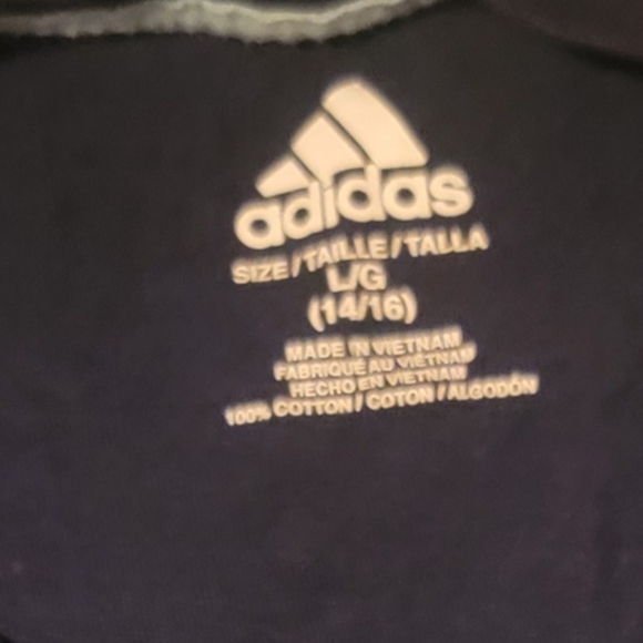 Adidas Short Sleeve T-Shirt - Picture 3 of 3